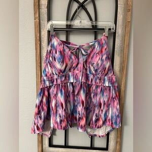 Time and tru, woman swim top Size: 2X 20 W- 22W.